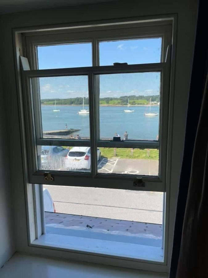 Garddfon Inn Y Felinheli Экстерьер фото