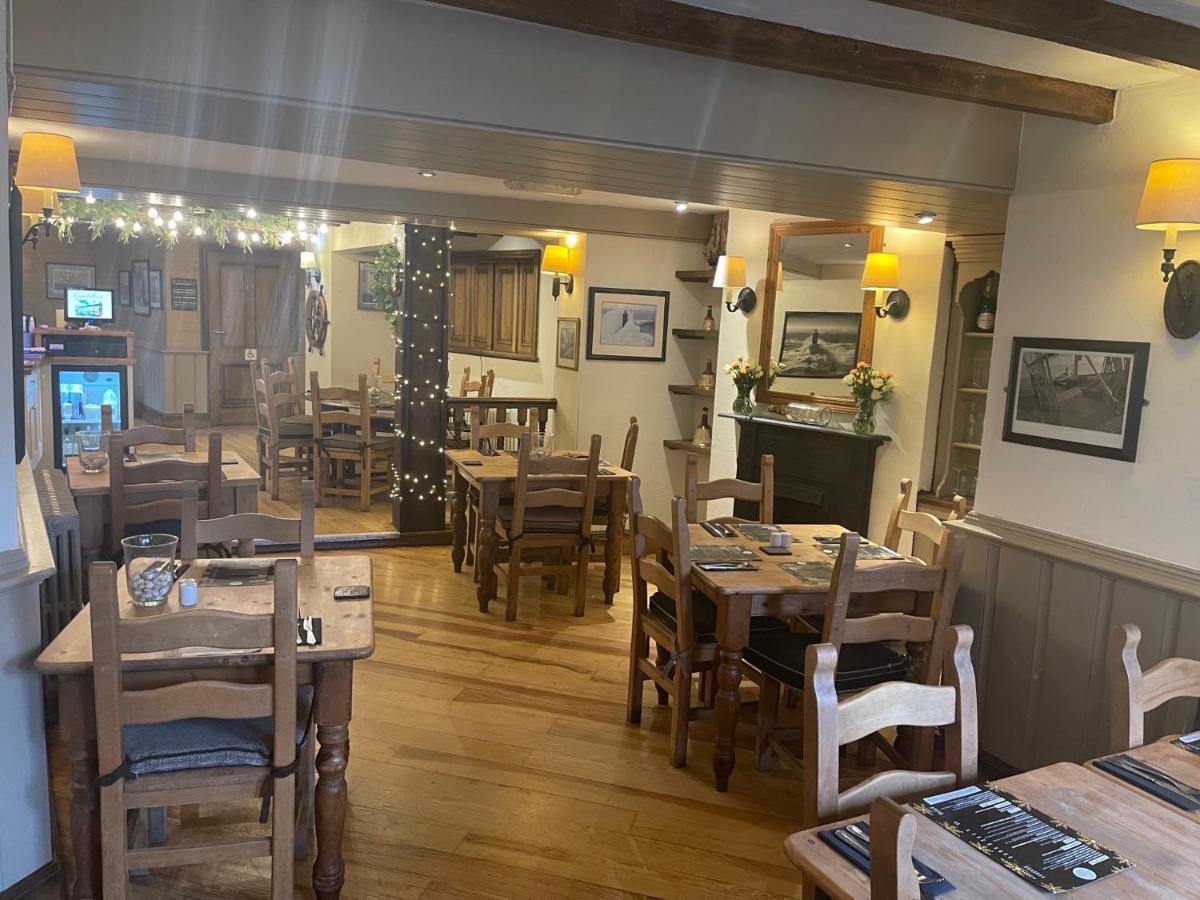 Garddfon Inn Y Felinheli Экстерьер фото